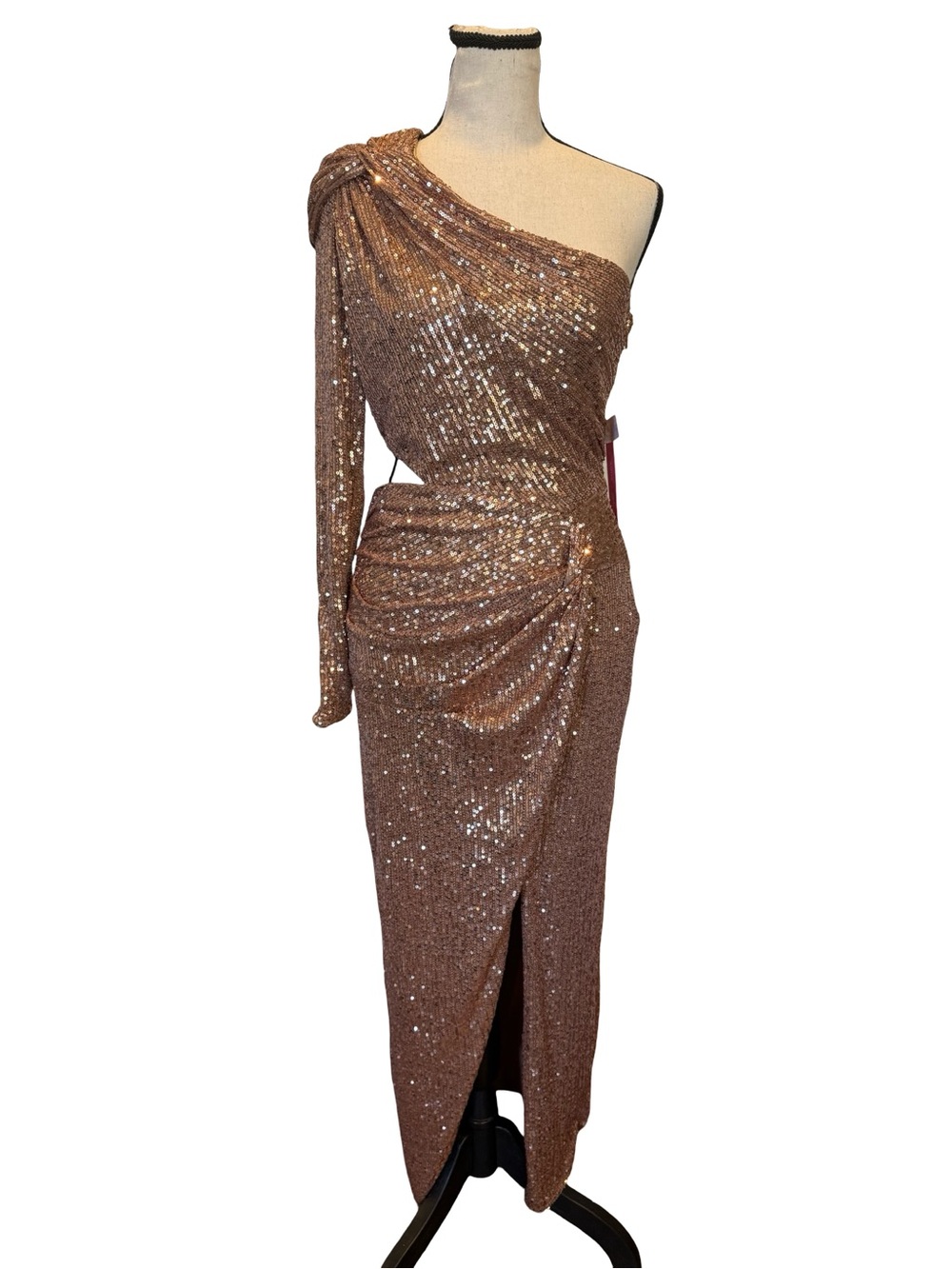 NWT Aqua x Maeve Reilly Rose Gold Sequin One Shoulder Cutout Slit Gown Small